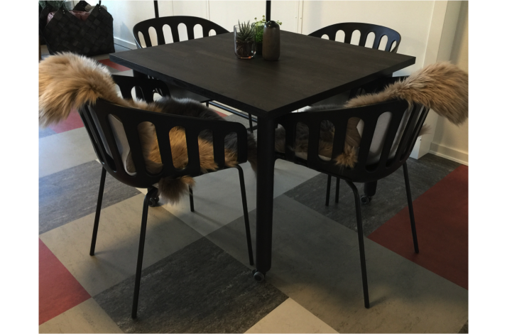 Bordben design i trà Ask planker